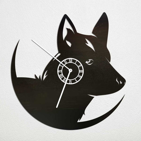BClock Wolf